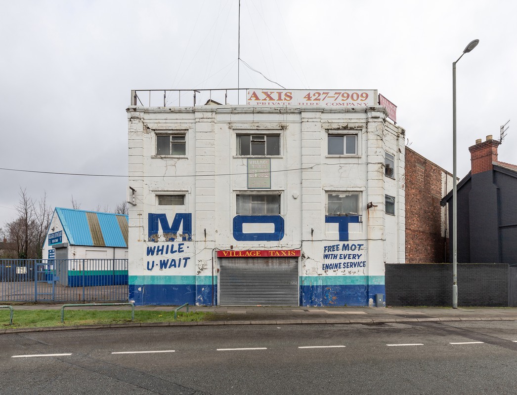 226 Garages and Service Stations 8732