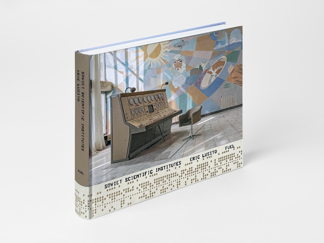 Soviet Scientific Institutes 8750